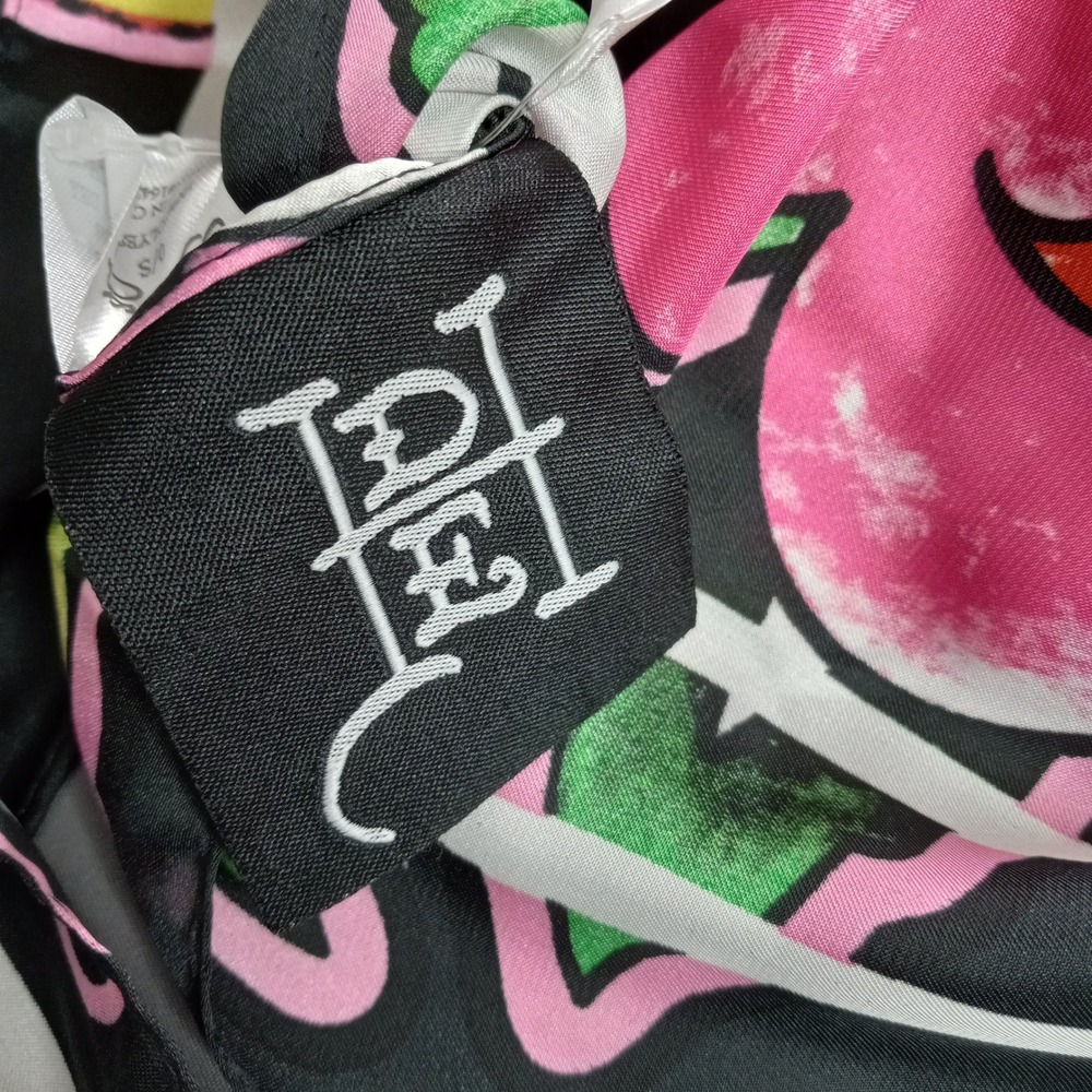 NWT Ed Hardy Tattoo Graphic Scarf Skull‎ Heart Rose Black Pink - Picture 3 of 8